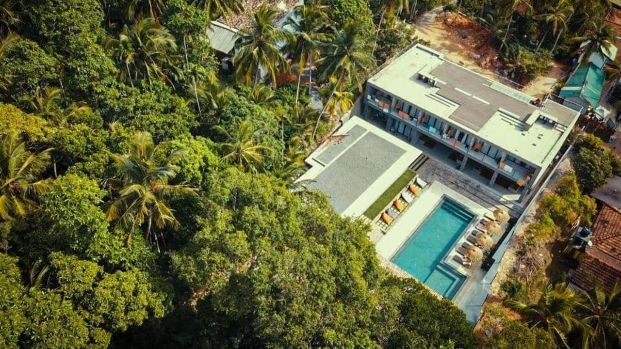The Salty Pelican Yoga & Surf Retreat Dikwella Esterno foto