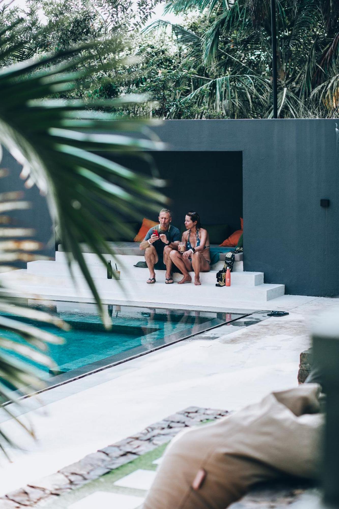 The Salty Pelican Yoga & Surf Retreat Dikwella Esterno foto