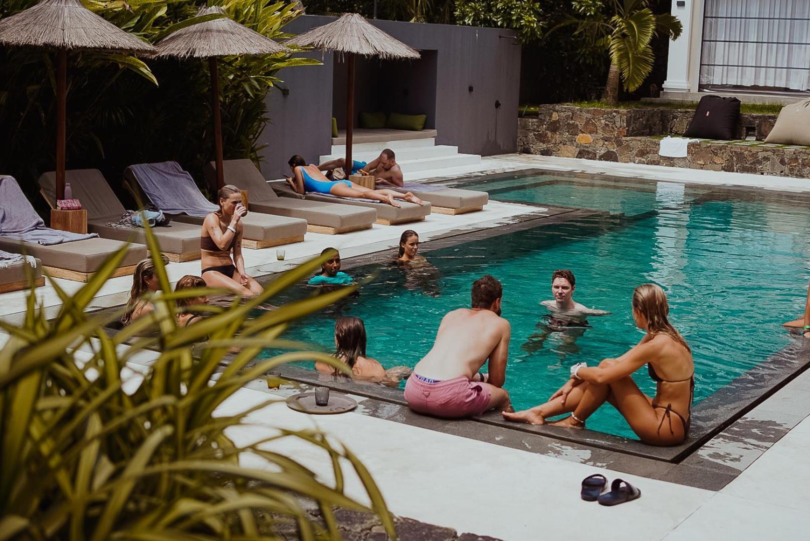 The Salty Pelican Yoga & Surf Retreat Dikwella Esterno foto