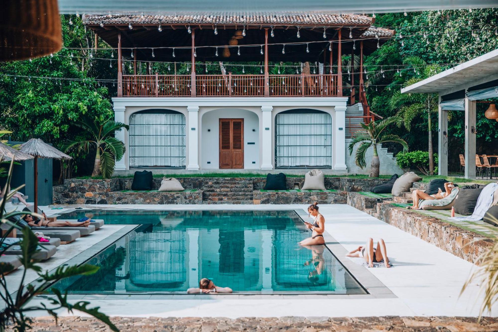The Salty Pelican Yoga & Surf Retreat Dikwella Esterno foto